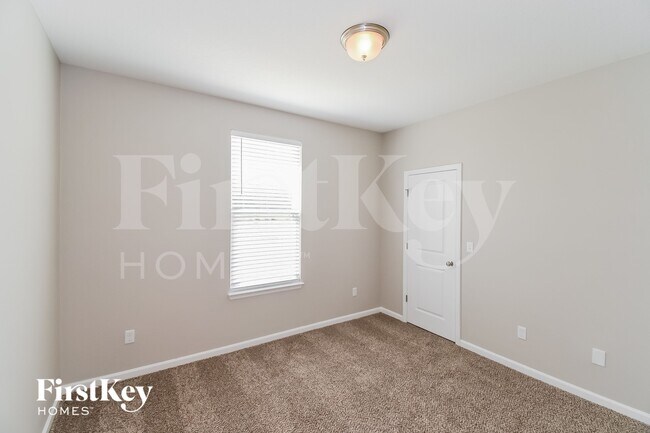 Building Photo - 11187 Luffness Ct