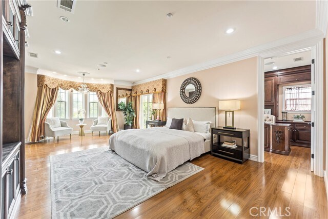 Building Photo - 1117 Encanto Dr