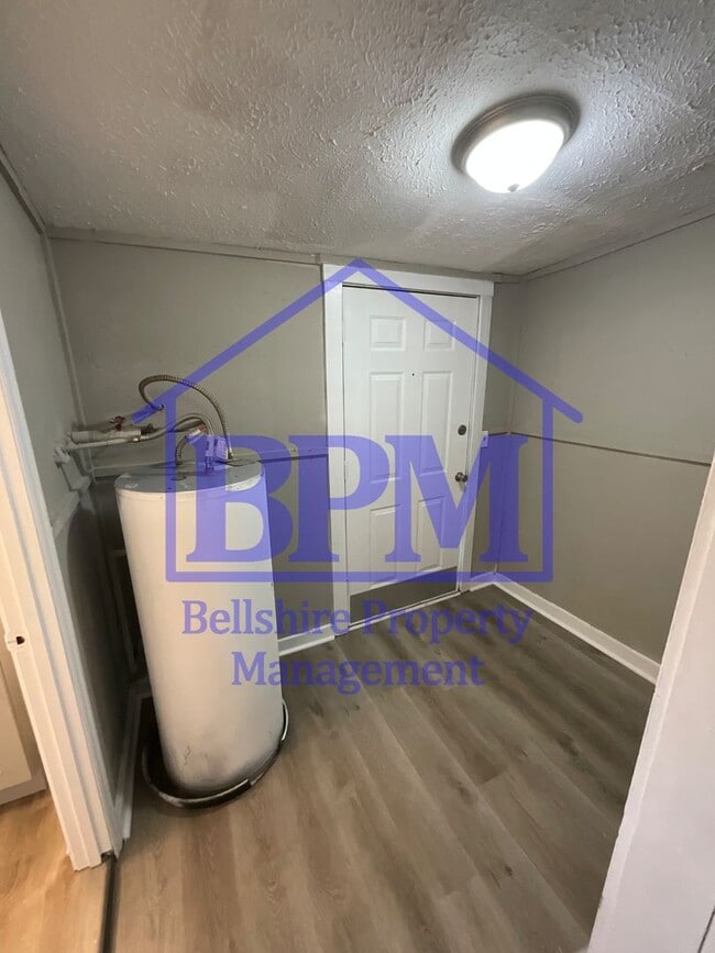 Building Photo - Cozy 1 Bed, 1 Bath Home in the Heart of Na...