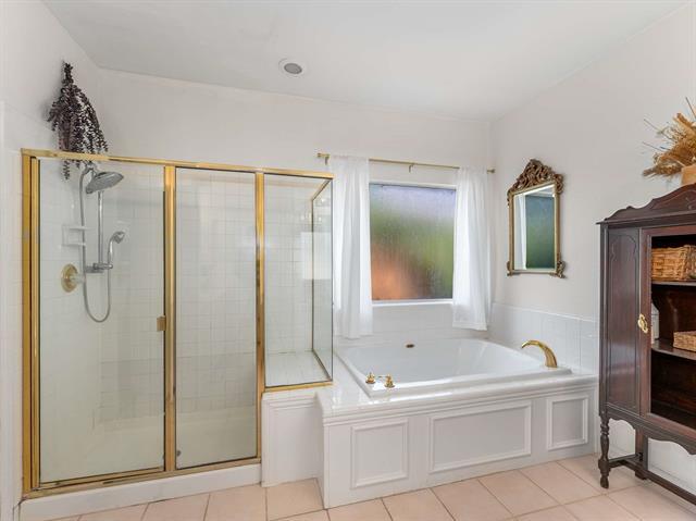 Building Photo - 672 Oakdale Dr