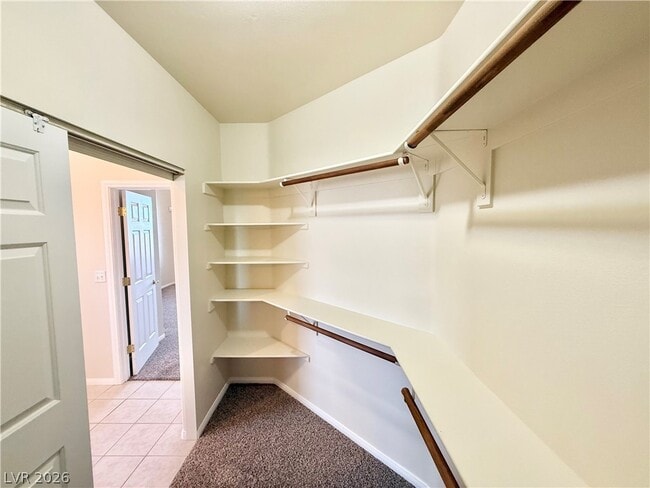 Building Photo - 4467 E Dandelion St