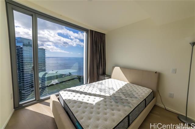 Building Photo - 1000 Auahi St