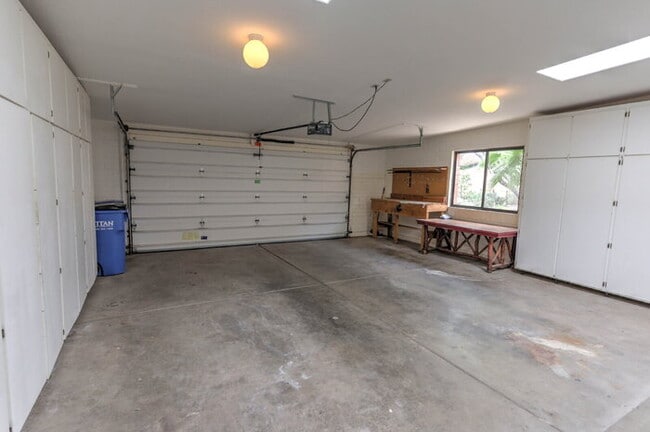 Building Photo - San Ignacio Vistas - Green Valley (Age Restricted community, at least one person must be 55 or ol...