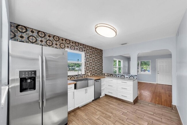 Building Photo - 1101 28th St N