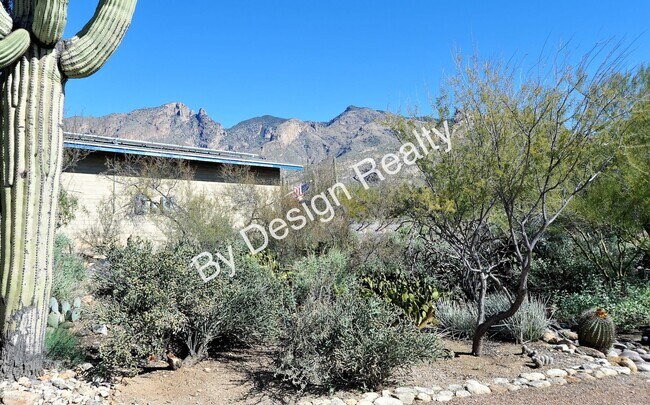 Building Photo - Remodeled Foothills Clusters 3 Bed 2 Bath