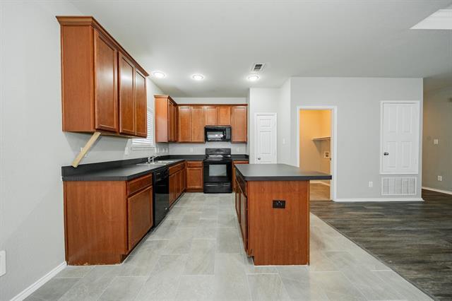 Building Photo - 103 Honeysuckle Ct.