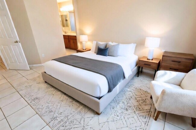 Building Photo - 10326 W Missouri Ave