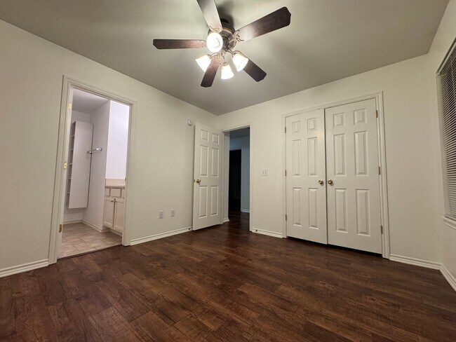 Building Photo - ***1584 Willowbrook Drive***