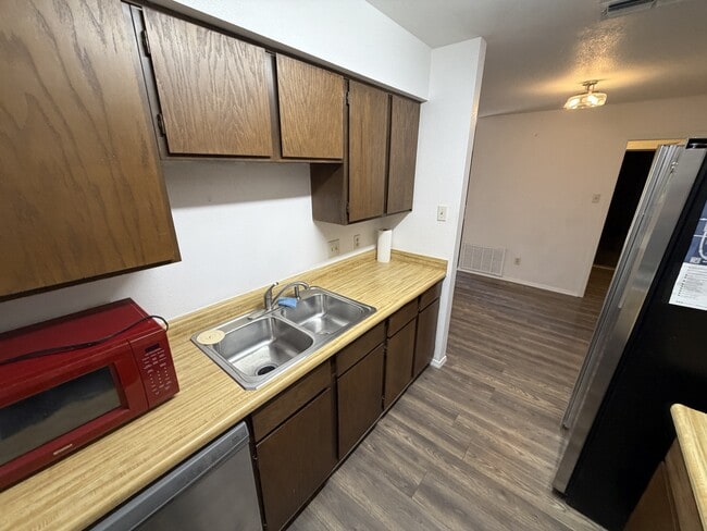 Building Photo - 14 Bent Tree Rd