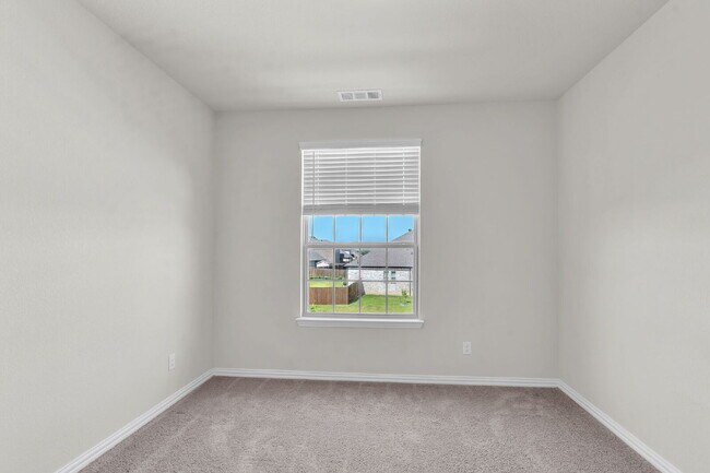 Building Photo - 7243 Crowell Ave