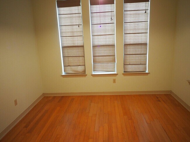 Building Photo - 13604 Caldwell Dr