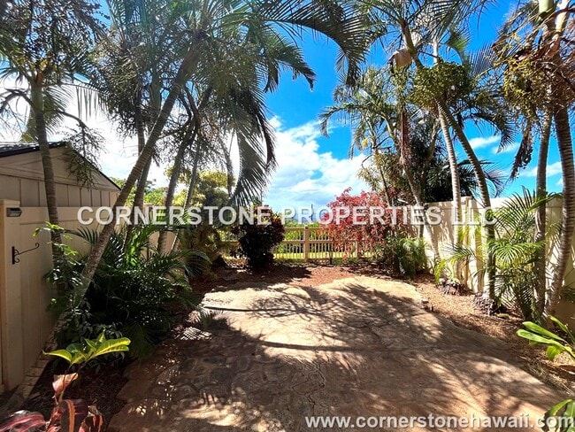 Building Photo - 92-1123-1123 Panana St