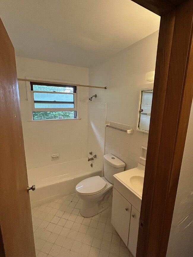 Building Photo - Two bedroom upper in Story Hill available ...
