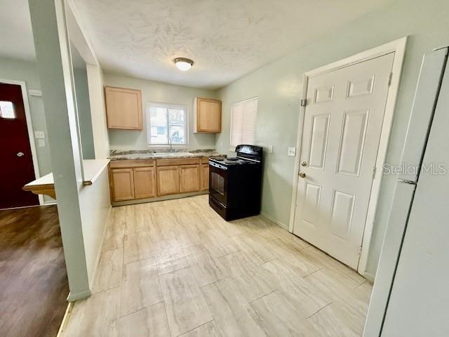 Building Photo - 240 E Howry Ave