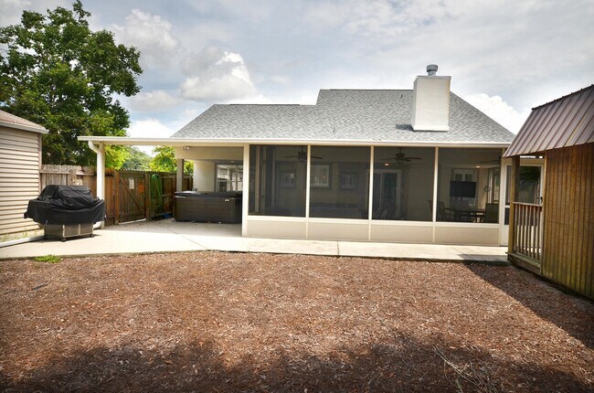 Building Photo - 2133 Las Vegas Trail