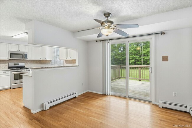 Building Photo - 21 Foreston Cir