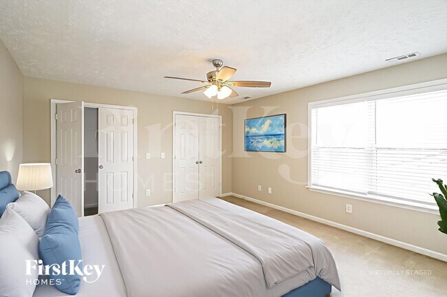 Building Photo - 308 Birchclay Point N