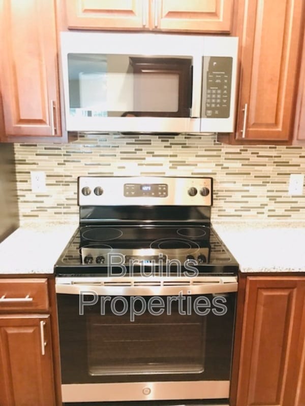 Building Photo - 2606 Pennoak Way