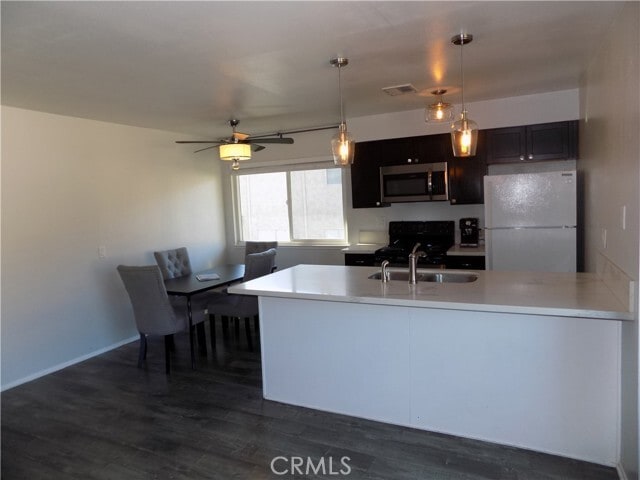 Building Photo - 46895 CA-74