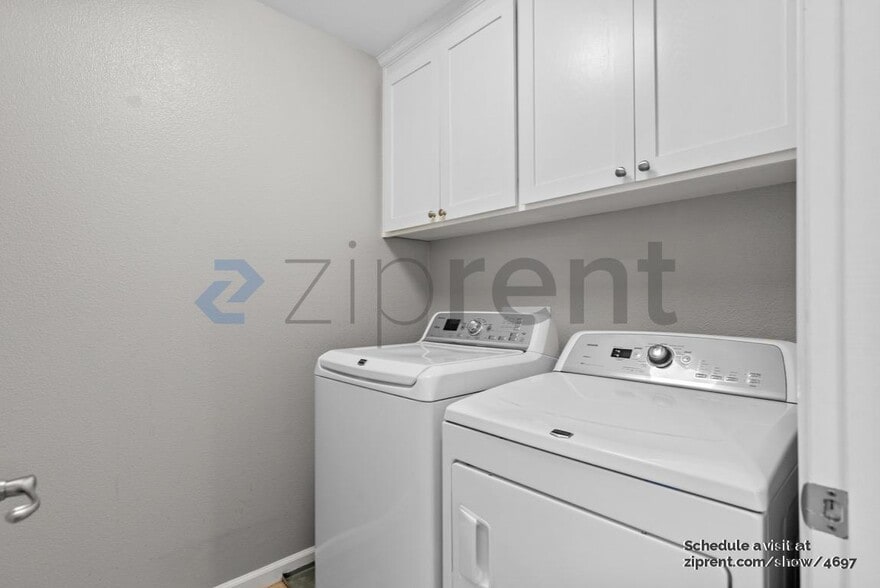 Building Photo - 168 Caroline Ln