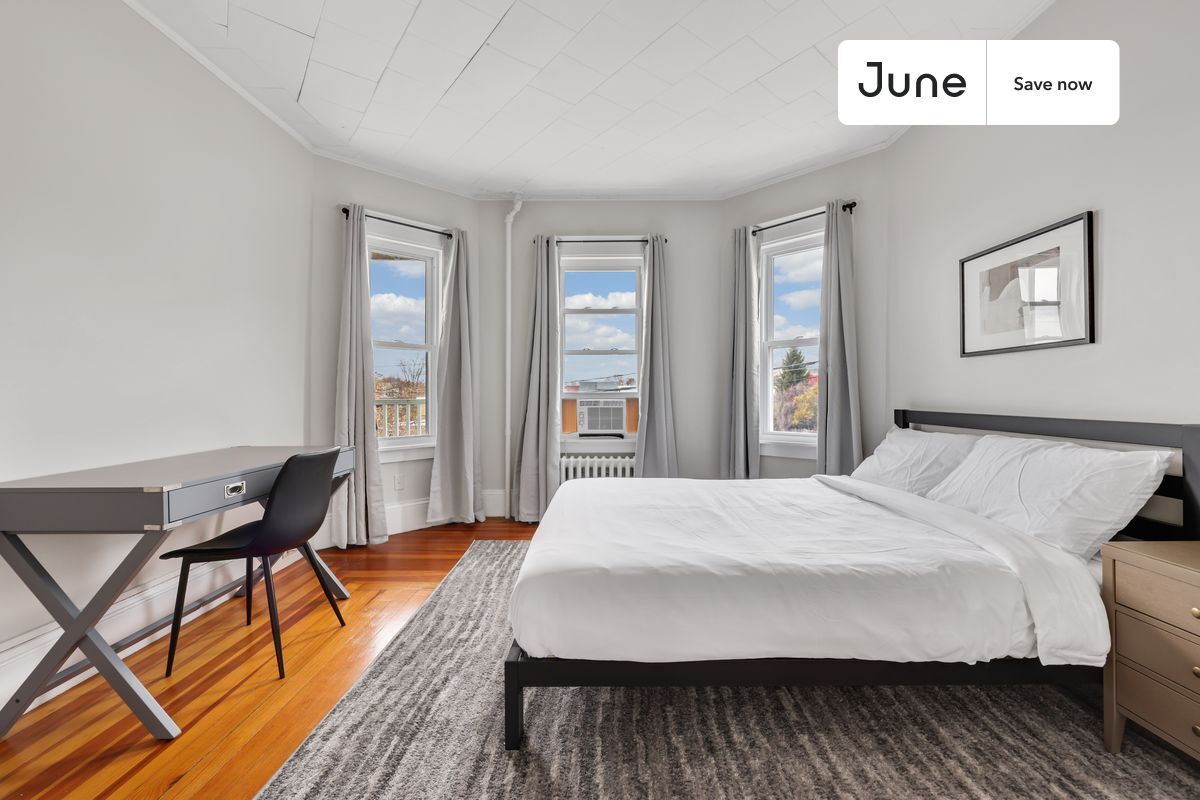 Building Photo - 29 Craigie St