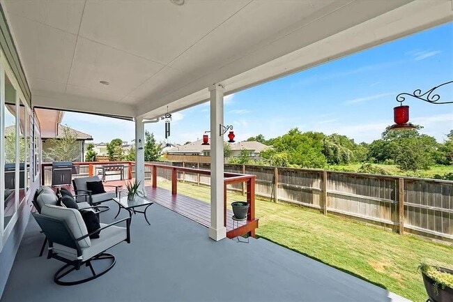 Building Photo - 108 Charles Zanco Dr