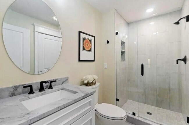 Building Photo - 56 Blossomcrest Rd