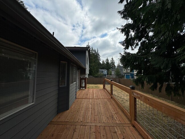 Building Photo - 16023 2nd Pl W