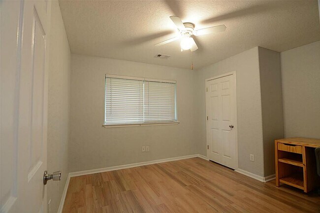 Building Photo - 21606 Glenbranch Dr