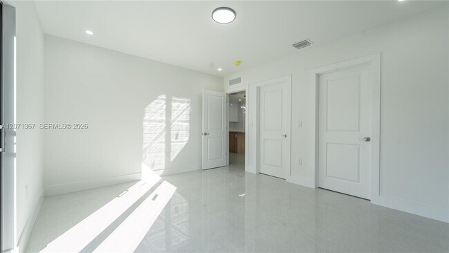 Building Photo - 22860 SW 122nd Pl