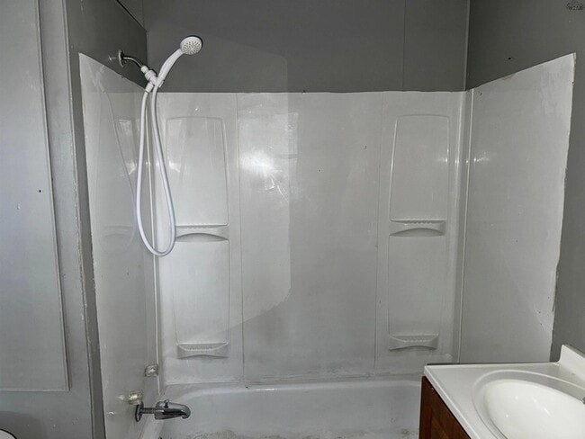 Building Photo - 2604 Wenonah Ave