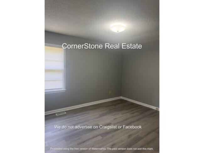 Building Photo - 6647 Julliard Dr