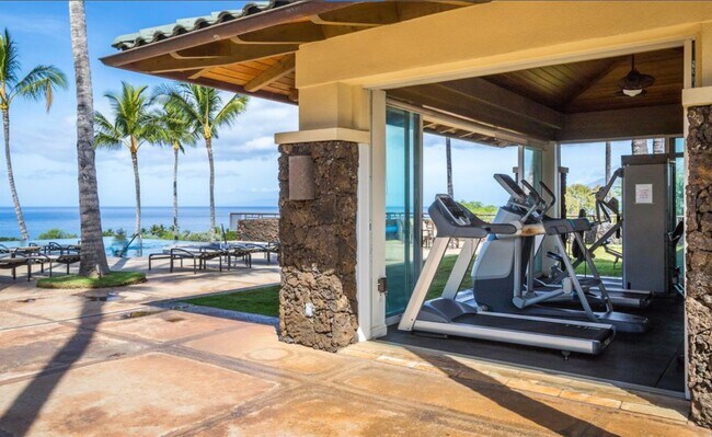 Building Photo - Experience Elevated Island Living in Prestigious Kai Malu, Wailea.