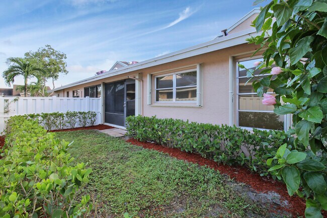 Building Photo - 8055 Sweetbriar Way