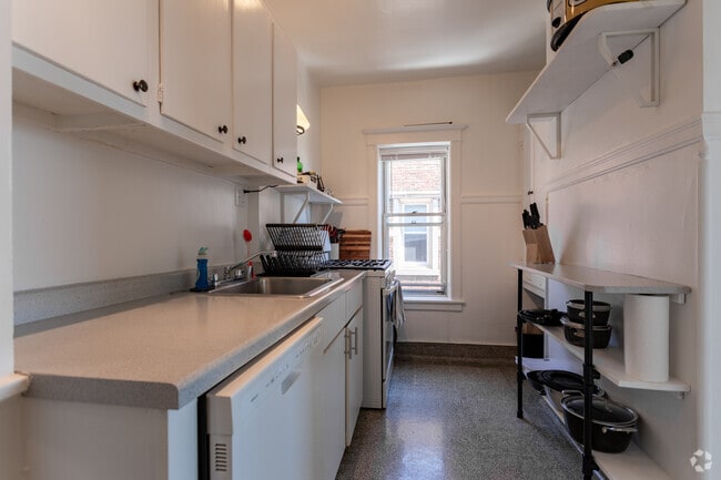 Interior Photo - Windsor Court Apartments