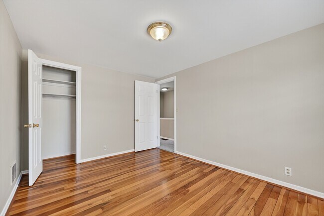 Three Town Bedroom - Erie Townhomes