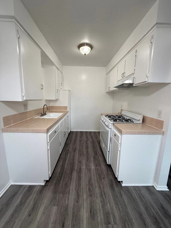 Interior Photo - 4783 W. 133rd Street,