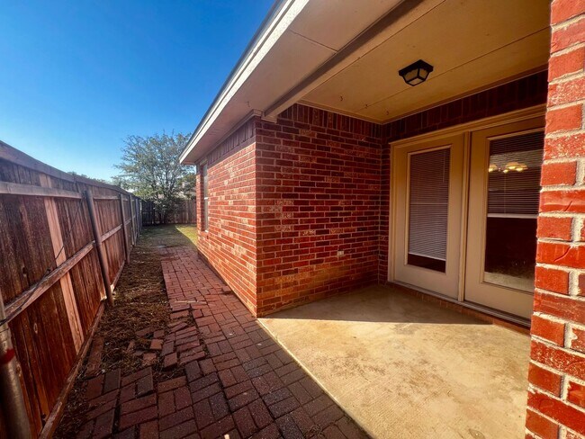 Building Photo - 2403 87th St