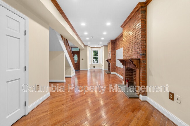 Building Photo - 1426 5th St NW