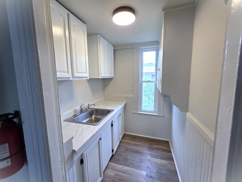 Kitchen - 357 Central St