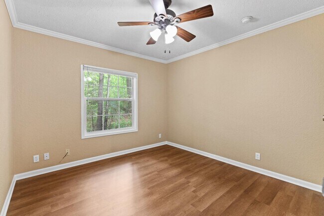 Building Photo - 11784 FM Rd 16