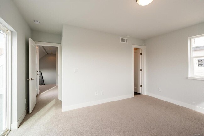Building Photo - 1574 Wolff St