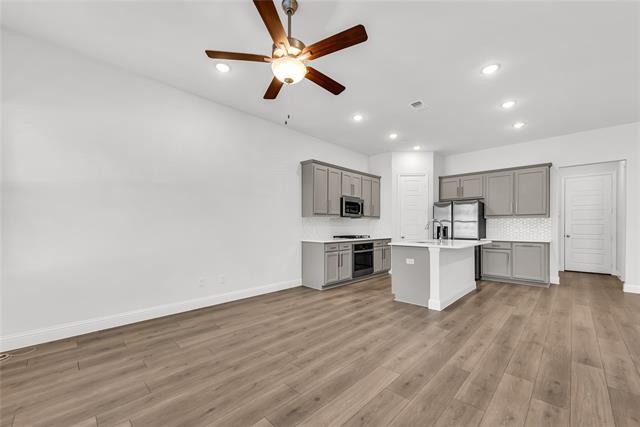 Building Photo - 4717 Piedras Lanzar Dr