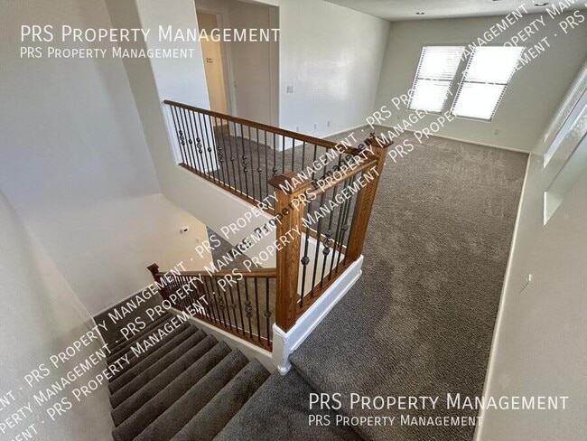 Building Photo - 45563 W Starlight Dr