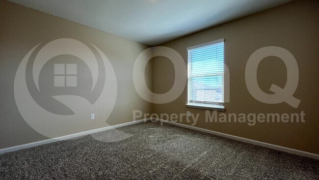 Building Photo - 283 Moonstone Way
