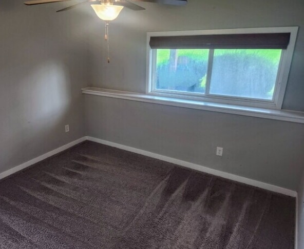 Building Photo - 7878 Cottonwood Ln