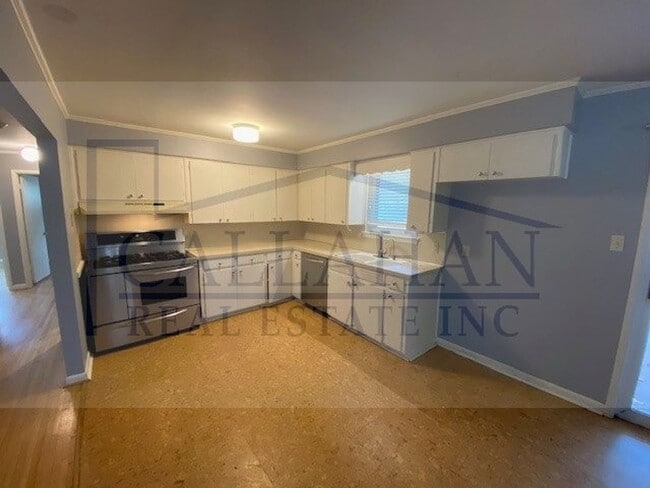Building Photo - Lakewood 3 Bedroom Home