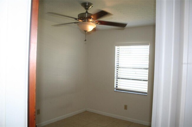 Building Photo - 6341 Flamingo Dr