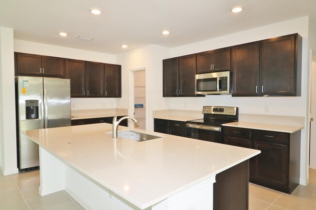 Building Photo - 721 Worlington Ln