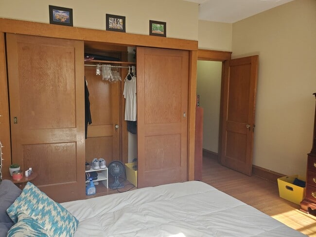 Building Photo - Beautiful 2-Bedroom Home in Lancaster!